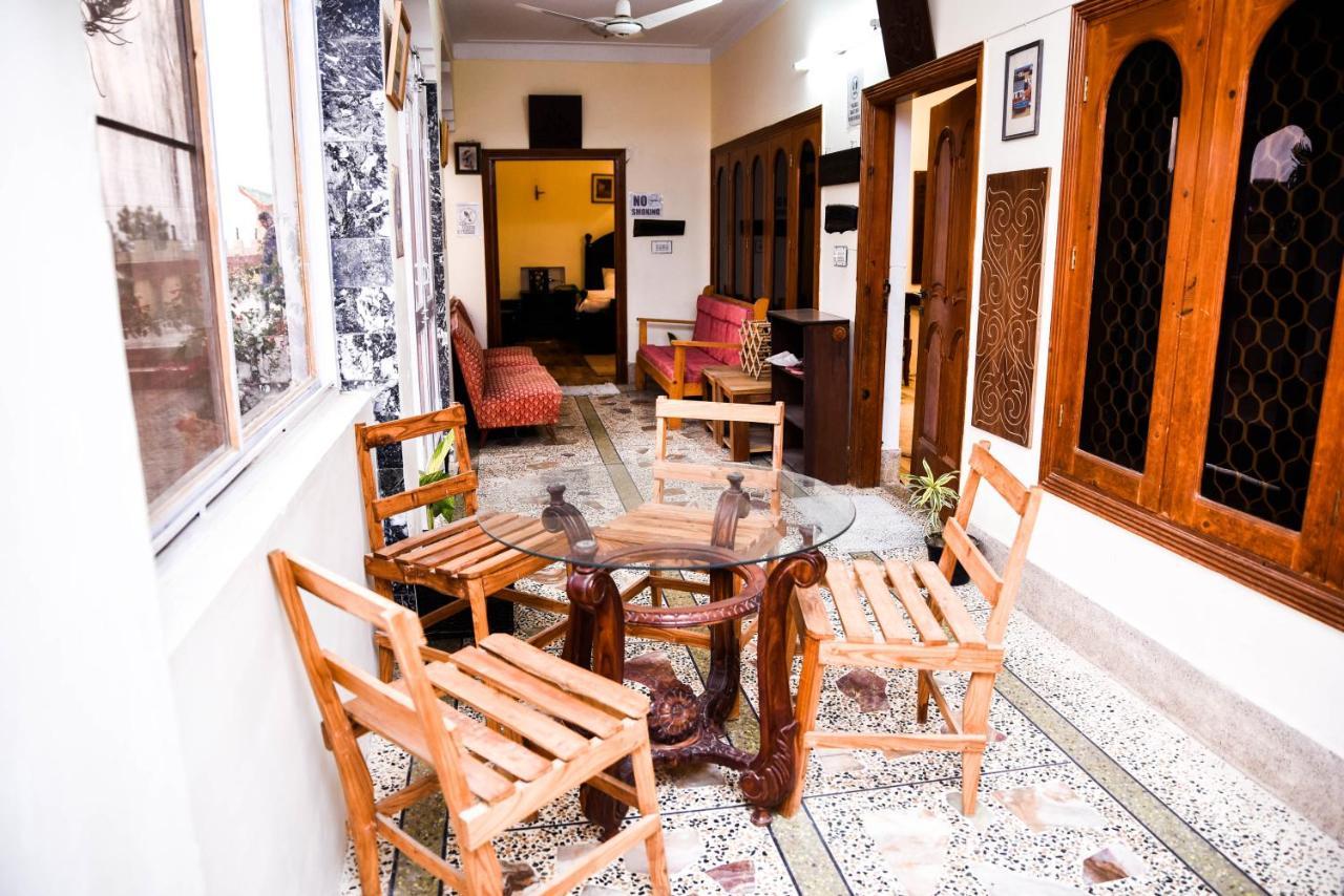 Republika Central Mansehra Exterior foto